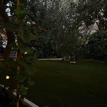 Stone Sun Apartment *