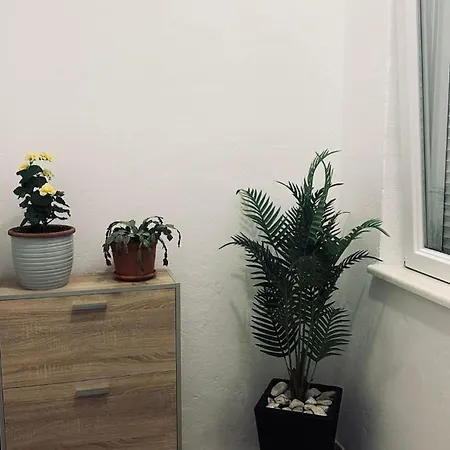 Stone Sun Appartement *