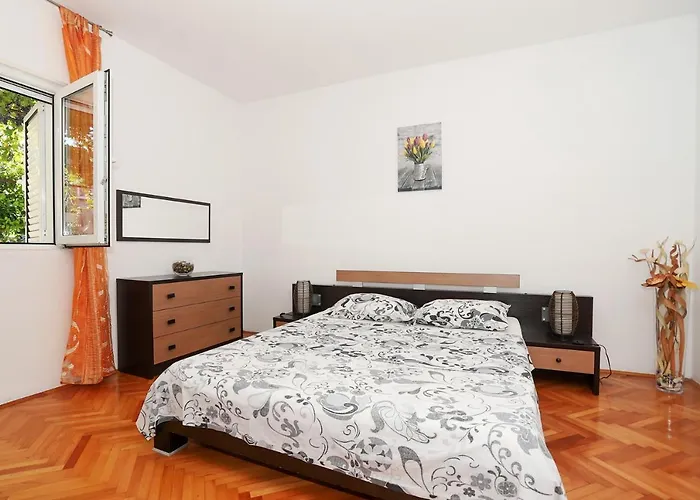 Stone Sun Apartmán Kaštela